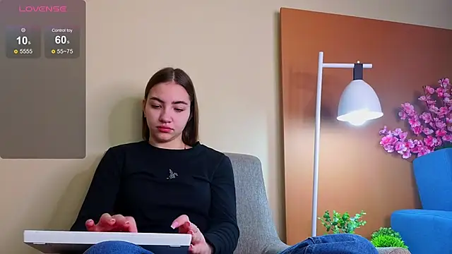 Ashley Pierce online show from 17, 10, 2025