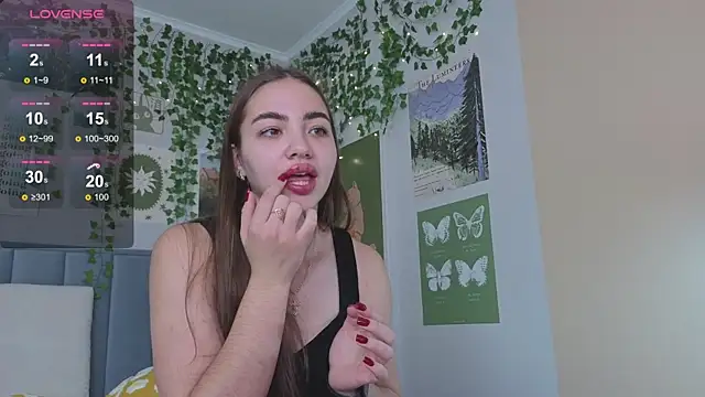 Ashley Pierce online show from 12, 9, 2025