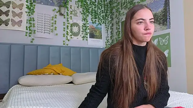 Ashley Pierce online show from 9, 11, 2025