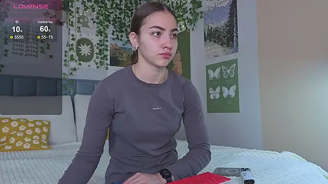 Ashley Pierce online show from 25, 9, 2025