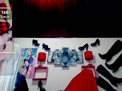 blondehot5v online show from 13, 9, 2025