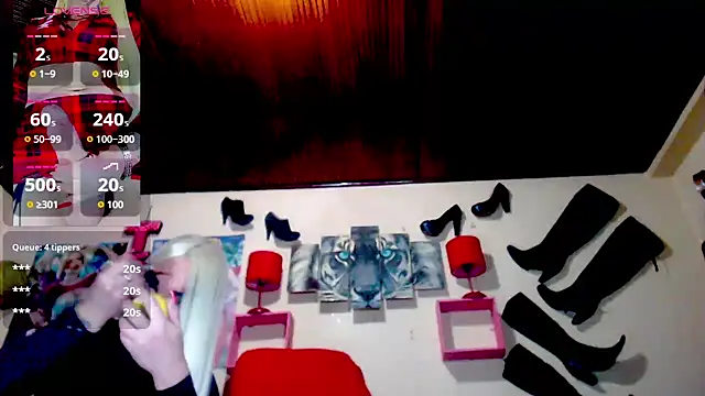 blondehot5v online show from 6, 10, 2025