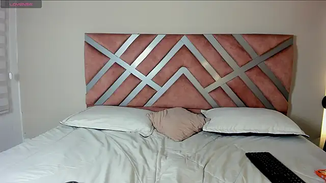 Rachell criss online show from 18, 10, 2025