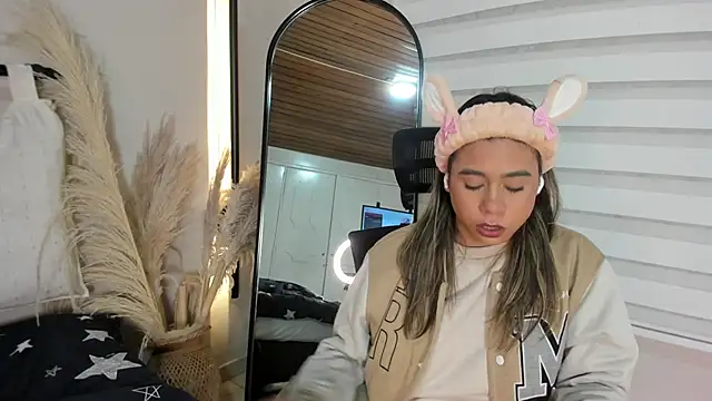 Rachell criss online show from 26, 10, 2025