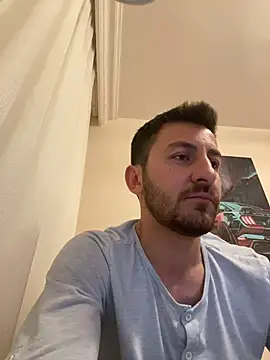 emredenizz07 online show from 3, 12, 2025