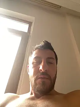 emredenizz07 online show from 6, 11, 2025