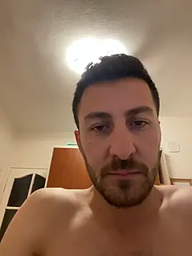 emredenizz07 online show from 2, 12, 2025