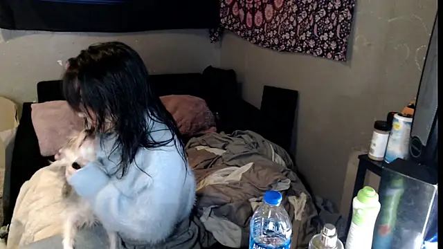 Snapshot of London_Ray chatting on 10, 11, 2025 London Ray online show from 10, 11, 2025