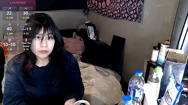 Snapshot of London_Ray chatting on 30, 11, 2025 London Ray online show from 30, 11, 2025