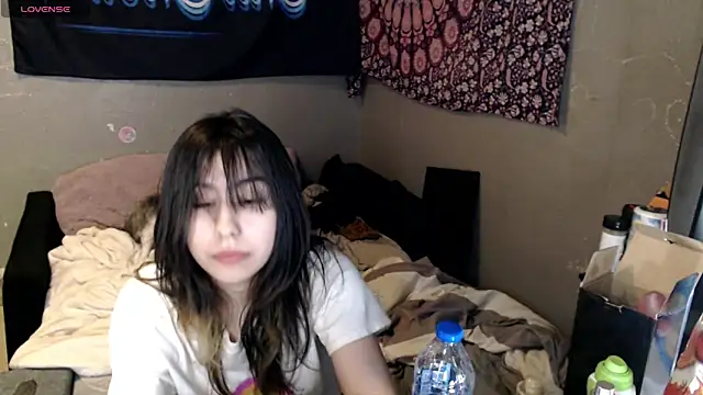 Snapshot of London_Ray chatting on 23, 11, 2025 London Ray online show from 23, 11, 2025