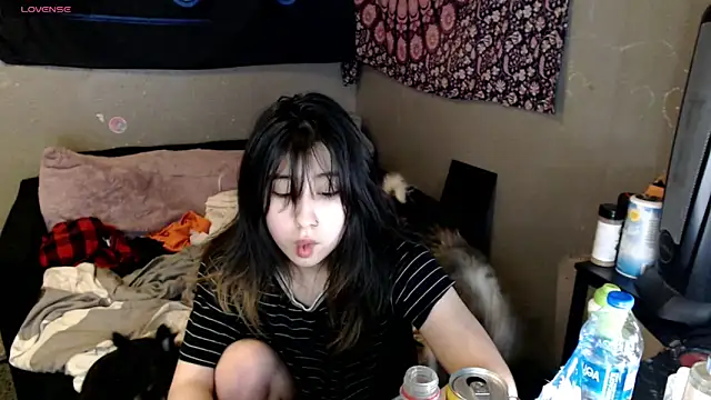 Snapshot of London_Ray chatting on 26, 11, 2025 London Ray online show from 26, 11, 2025