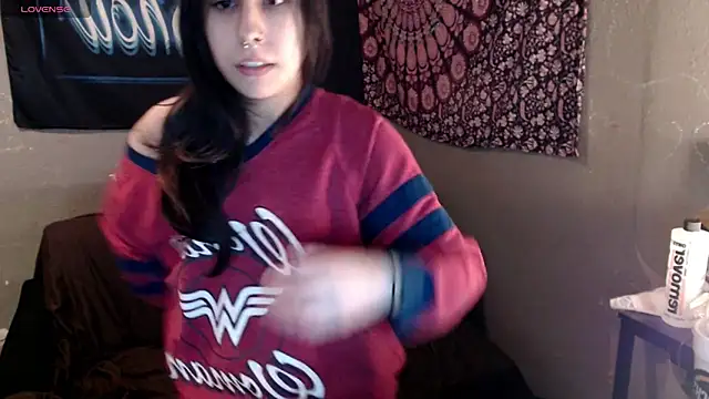 London Ray online show from 18, 4, 2026