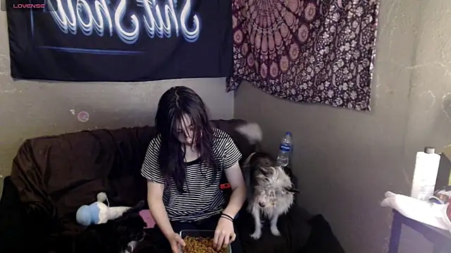 London Ray online show from 12, 4, 2026