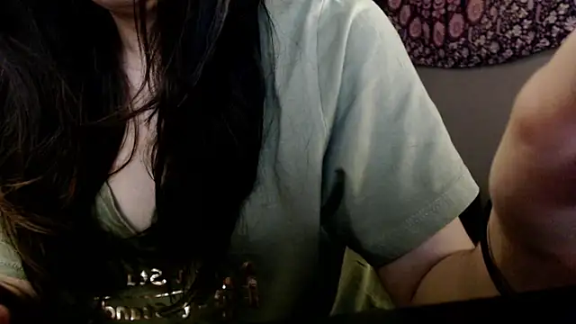 London Ray online show from 9, 5, 2026