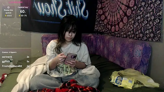 Snapshot of London_Ray chatting on 4, 10, 2025 London Ray online show from 4, 10, 2025