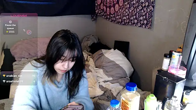 Snapshot of London_Ray chatting on 21, 11, 2025 London Ray online show from 21, 11, 2025