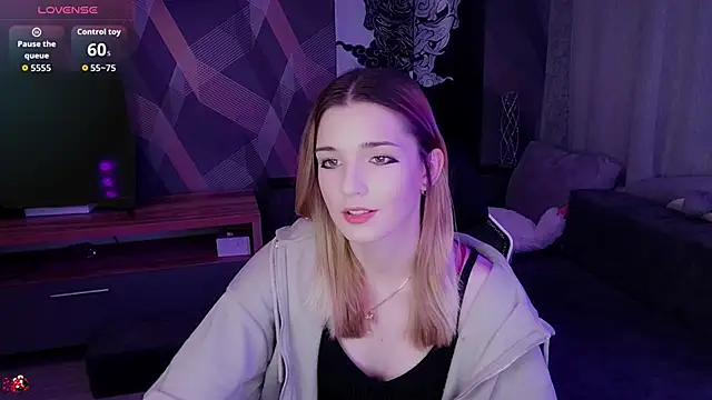 Sandy Belle online show from 4, 11, 2025