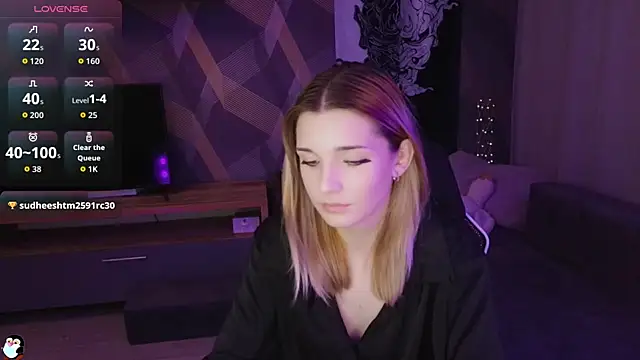 Sandy Belle online show from 10, 9, 2025