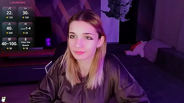 Sandy Belle online show from 17, 9, 2025