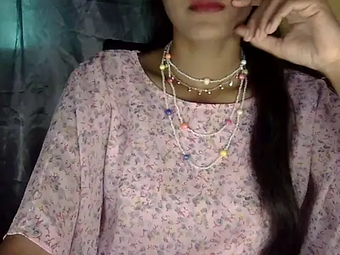 zara Khan0 online show from 23, 11, 2025