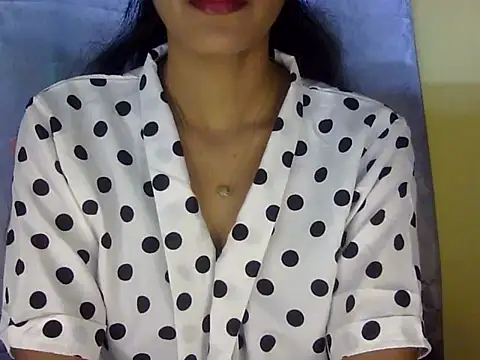 zara Khan0 online show from 21, 9, 2025