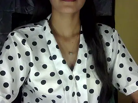 zara Khan0 online show from 9, 11, 2025