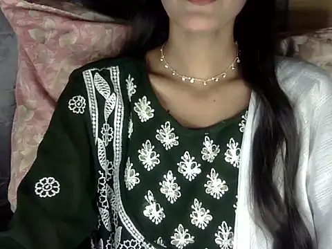 zara Khan0 online show from 31, 10, 2025