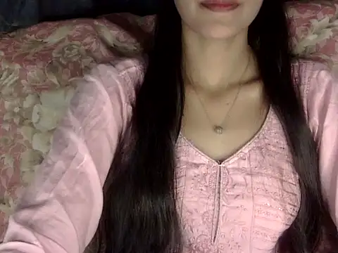 zara Khan0 online show from 7, 11, 2025