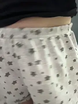 novinhacasada22 online show from 8, 4, 2026