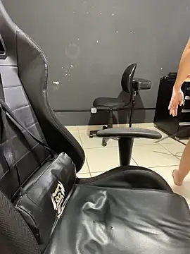 novinhacasada22 online show from 10, 3, 2026