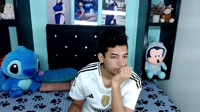 x oliver x online show from 6, 11, 2025