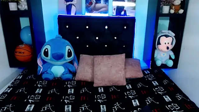 x oliver x online show from 7, 10, 2025