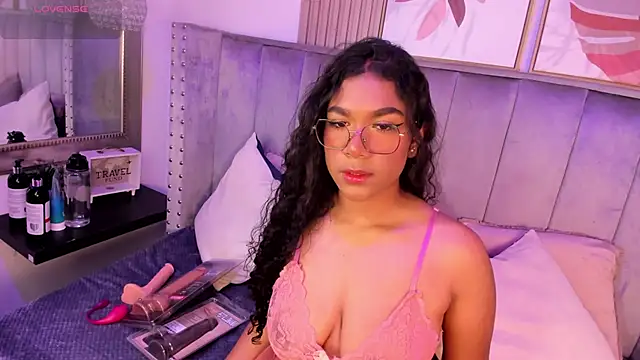 Seshat Hitt online show from 17, 10, 2025