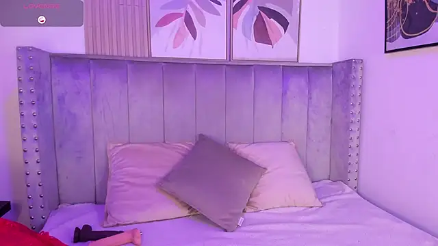 Seshat Hitt online show from 27, 9, 2025