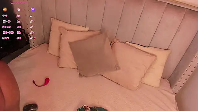 Seshat Hitt online show from 29, 11, 2025