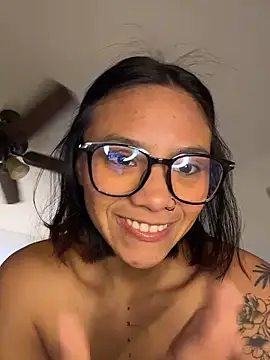 Nia Desire online show from 24, 2, 2026