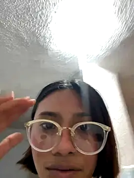 Nia Desire online show from 18, 11, 2025