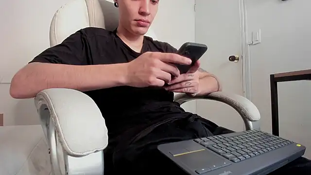 dark sun302 online show from 16, 9, 2025