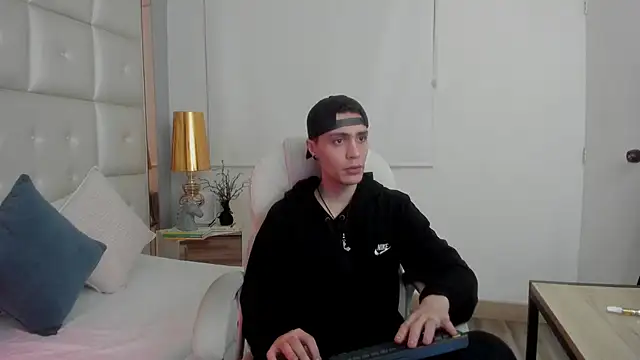 dark sun302 online show from 20, 12, 2025