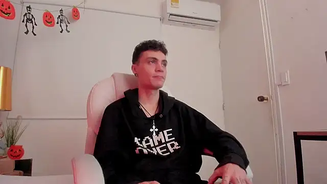 dark sun302 online show from 30, 10, 2025