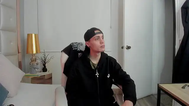 dark sun302 online show from 18, 12, 2025