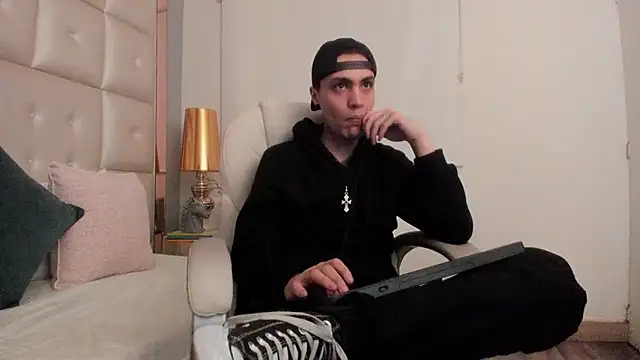 dark sun302 online show from 8, 1, 2026