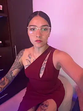 Snapshot of SurpriseMadlicia chatting on 23, 9, 2025 SurpriseMadlicia online show from 23, 9, 2025