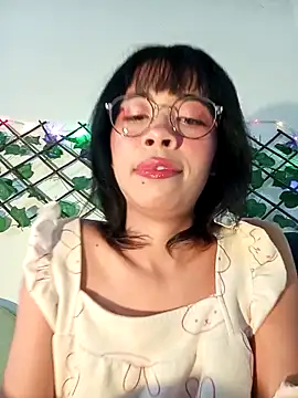 dolliette24 online show from 11, 4, 2026