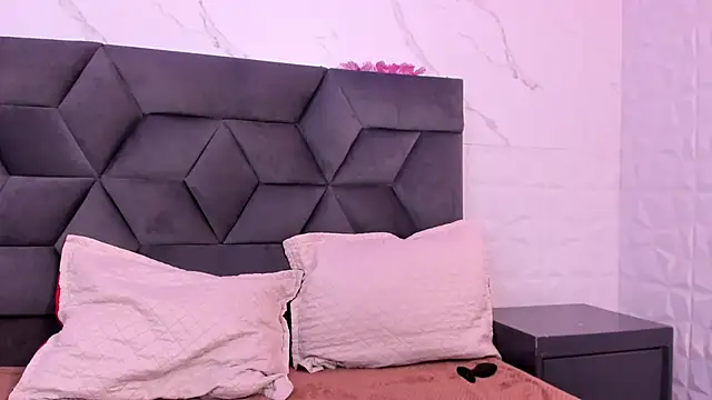 Maia Park online show from 11, 10, 2025