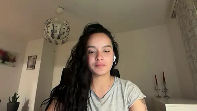 Maia Park online show from 15, 4, 2026