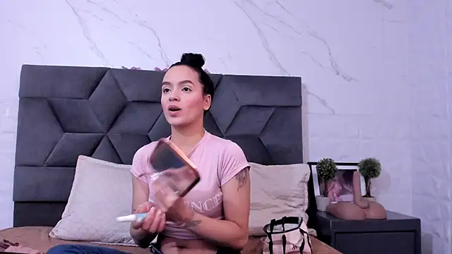 Maia Park online show from 22, 11, 2025