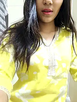 Snapshot of Raj-kumari chatting on 17, 5, 2026 Raj-kumari online show from 17, 5, 2026