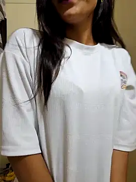 Snapshot of Raj-kumari chatting on 6, 5, 2026 Raj-kumari online show from 6, 5, 2026