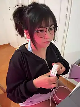 Lolii Zoe online show from 8, 1, 2026